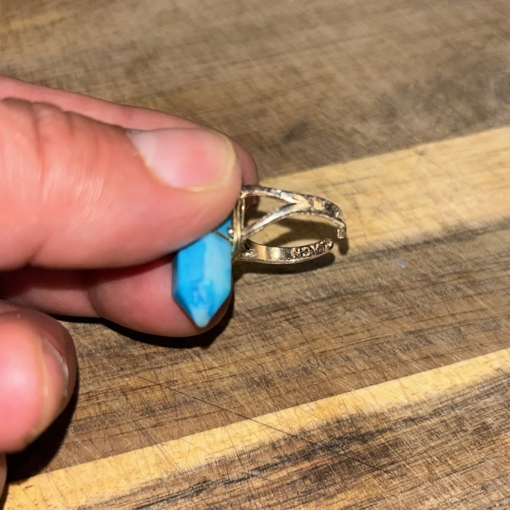 N/A elegant turquoise